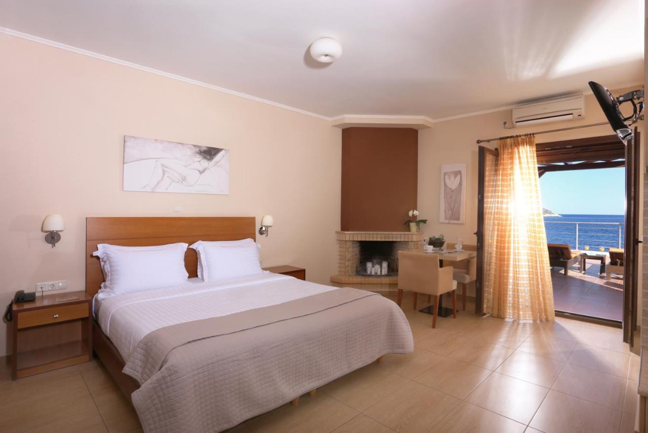 Faros Luxury Suites Μαραθόπολη Εξωτερικό φωτογραφία