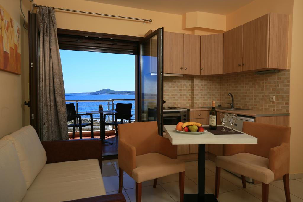 Faros Luxury Suites Μαραθόπολη Εξωτερικό φωτογραφία