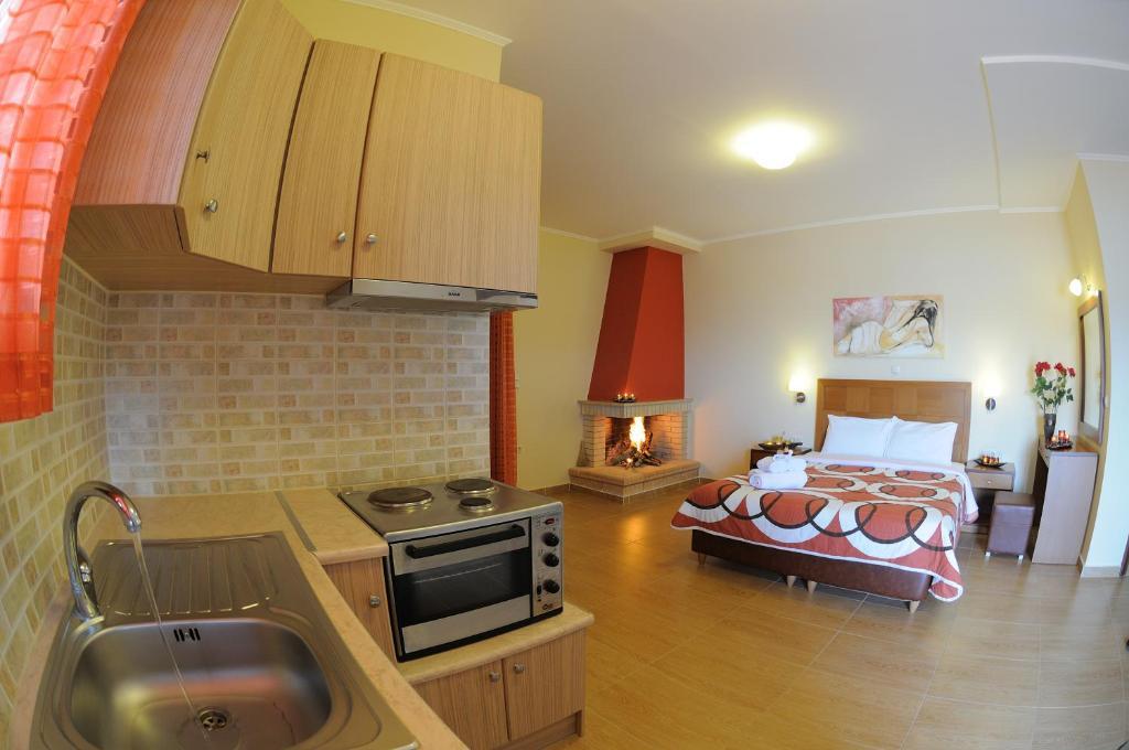 Faros Luxury Suites Μαραθόπολη Δωμάτιο φωτογραφία