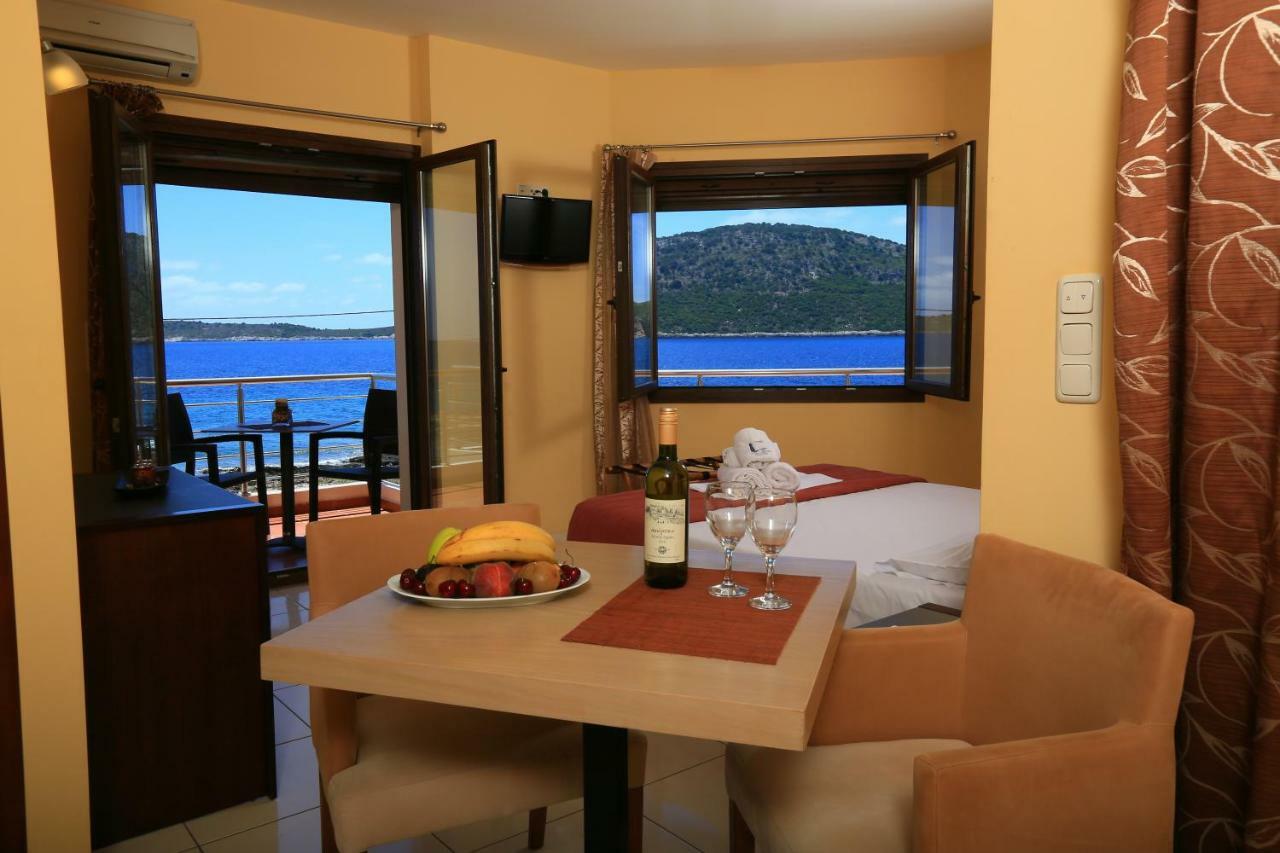 Faros Luxury Suites Μαραθόπολη Εξωτερικό φωτογραφία